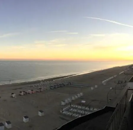 Zeedijk44 - Frontal Sea View Penthouse