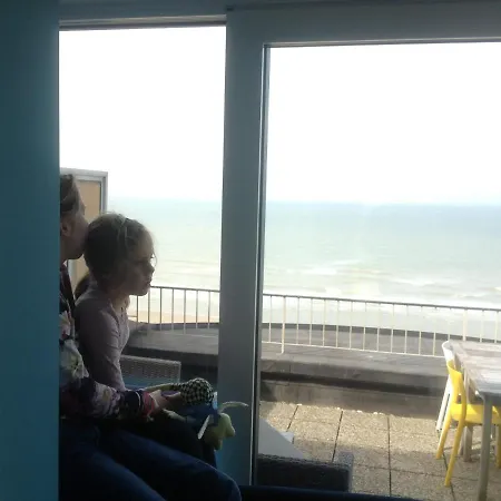 Zeedijk44 - Frontal Sea View Penthouse Апартаменты