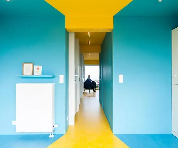 Zeedijk44 - Frontal Sea View Penthouse De Panne